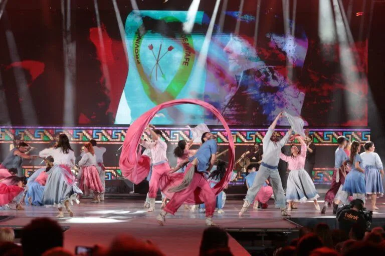 cuerpo de baile de la Delegación Santafesina Cosquín 2027