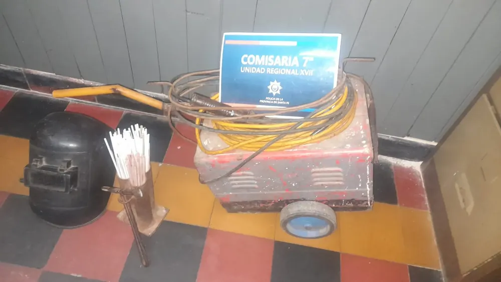 WhatsApp Image 2025-02-19 at 00.07.57