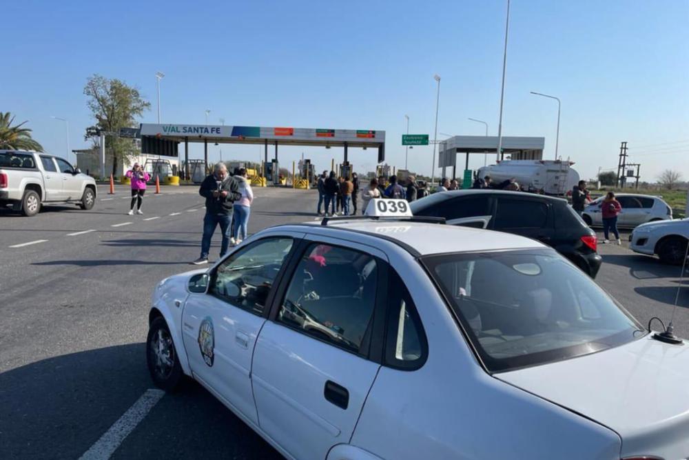 corte autopista (Brenda Giles)